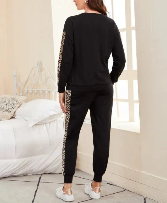 Classy Fashionable Western Wear Tracksuit Top & Bottom Set - Image 2