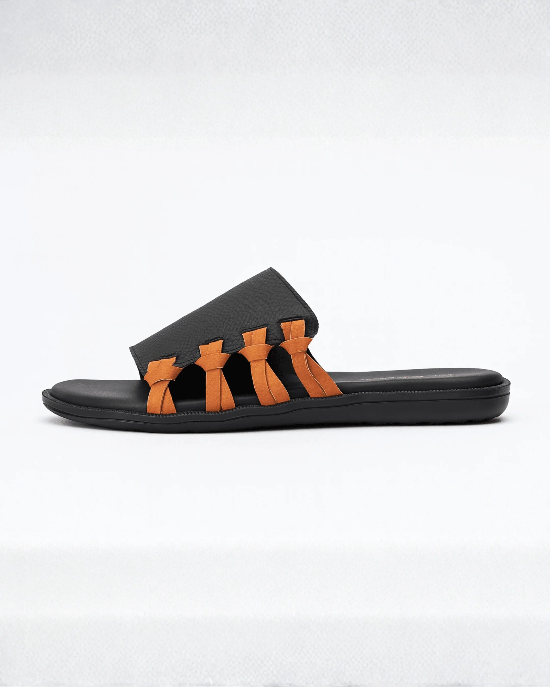 Hand-Made Vinda Pakistani Style Chappal - BlackBole Edition - Image 3