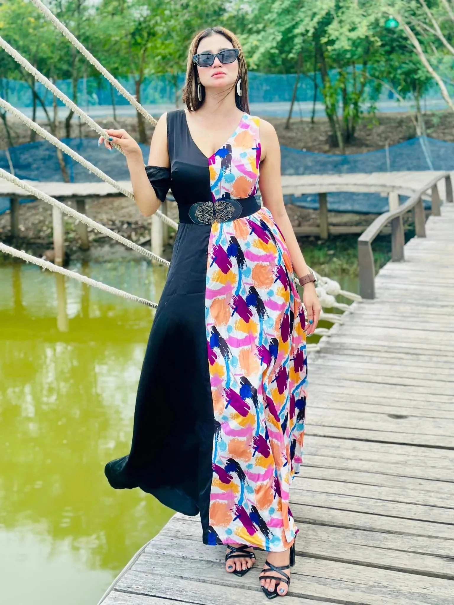L’Mane Brush Print Colorblock Asymmetrical Dress - Image 3
