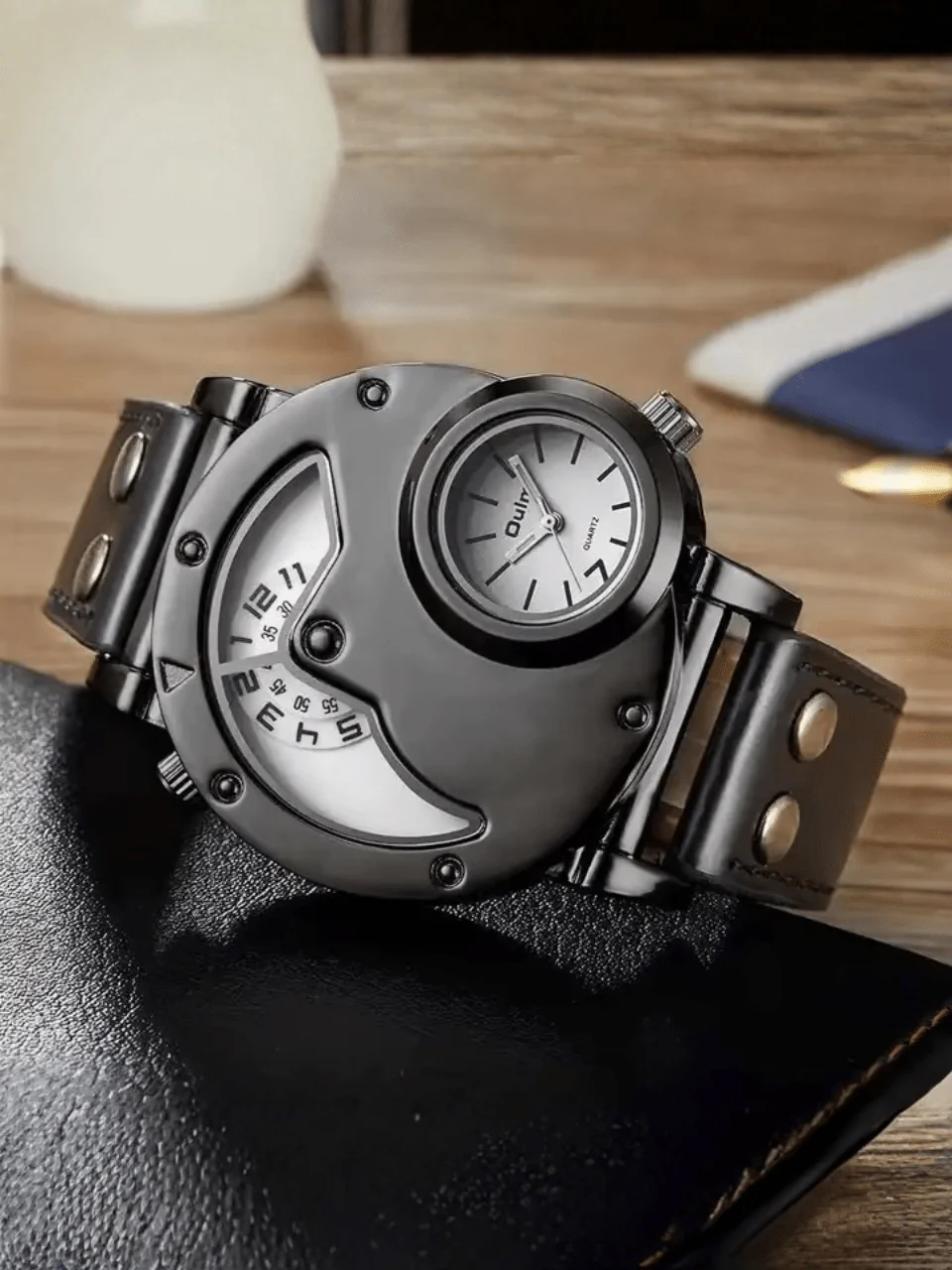 Mens Vintage Sports Wrist Waterproof Watch - Image 4