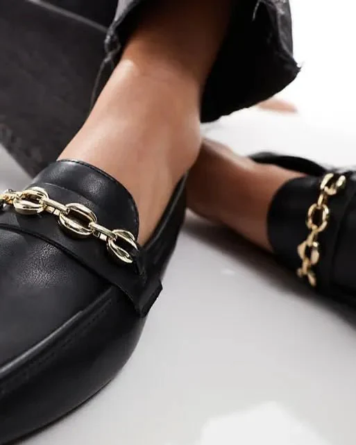 Timeless Zara Women’s Classic Shoe - Image 5