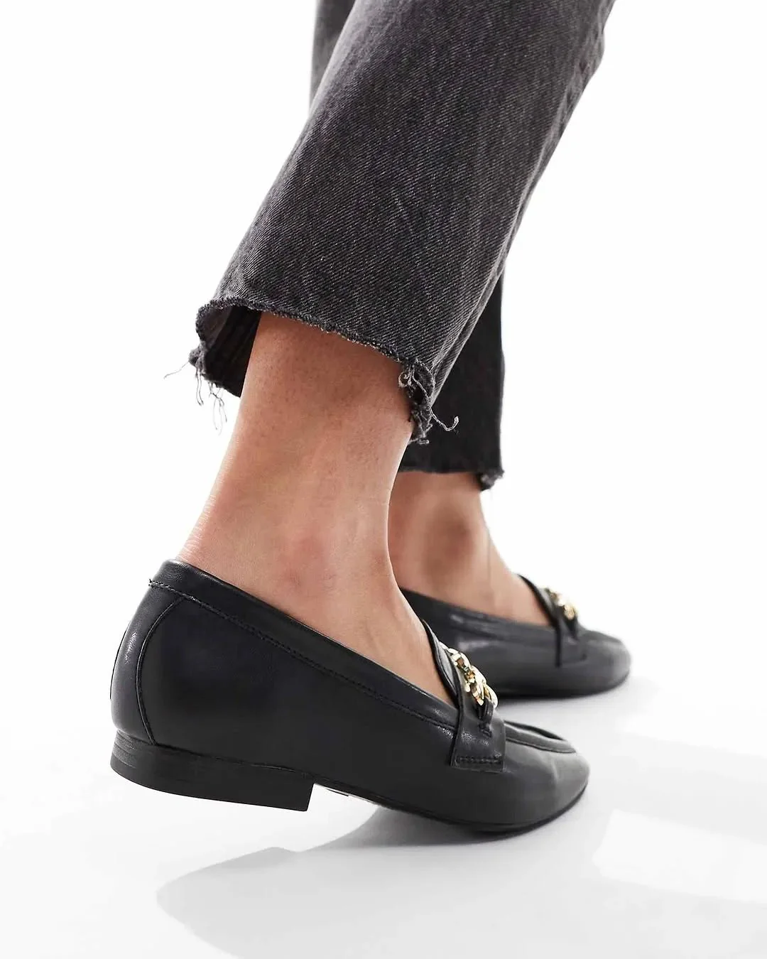 Timeless Zara Women’s Classic Shoe - Image 8