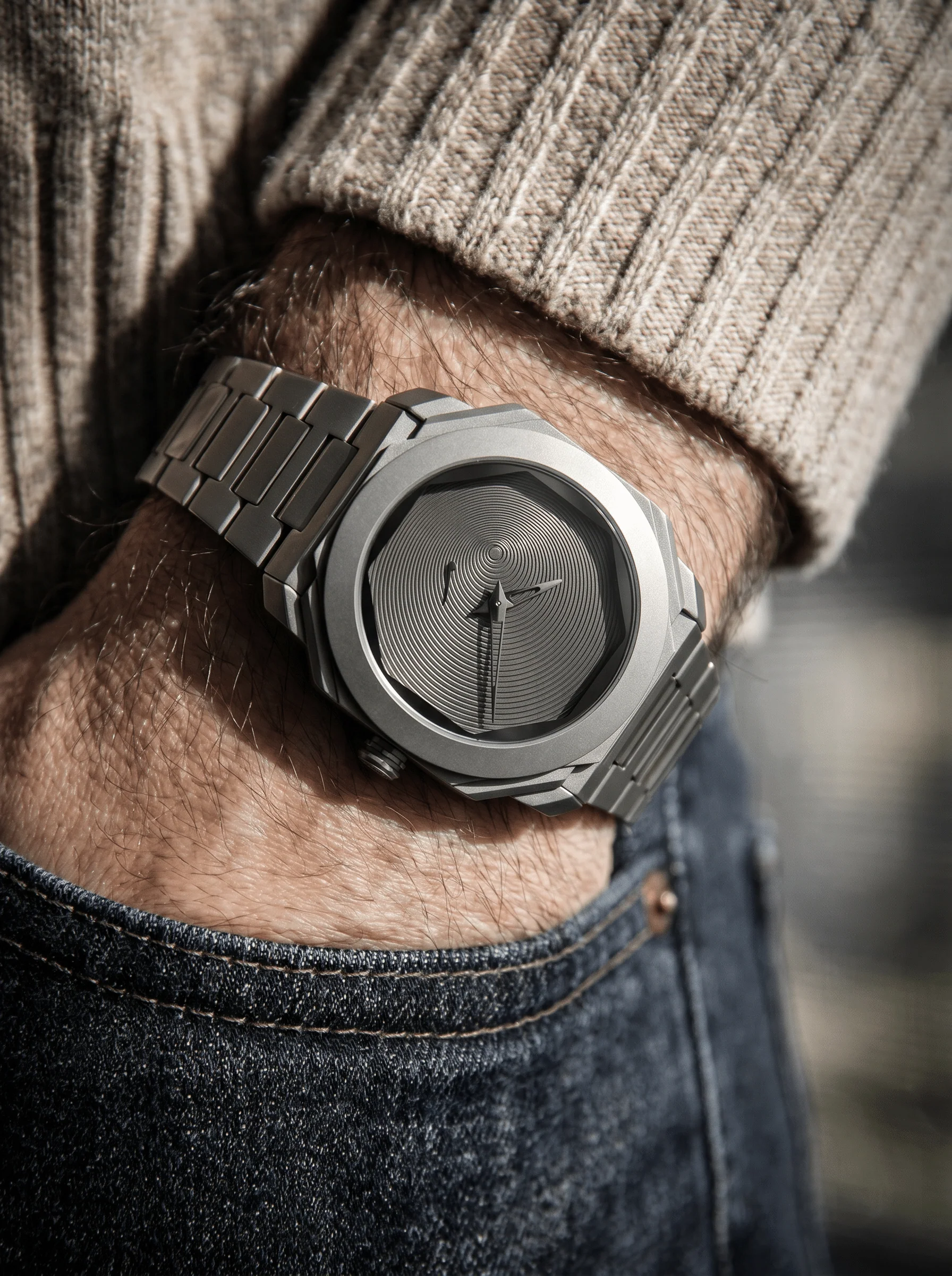 Veltrix Orbit – Premium Stainless Steel Quartz Watch - Image 5